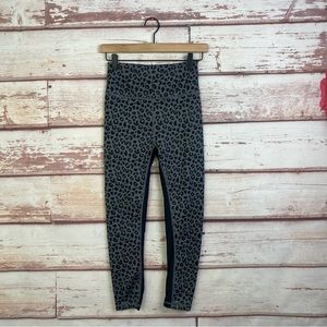 All Fenix Charcoal Grey & Black Cheetah Jagger 7/8 Length Athletic Leggings